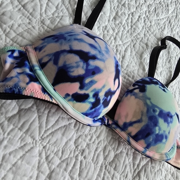 PINK Victoria's Secret Wear Everywhere Super Push Up Tie-Dye Bra - Picture 2 of 9
